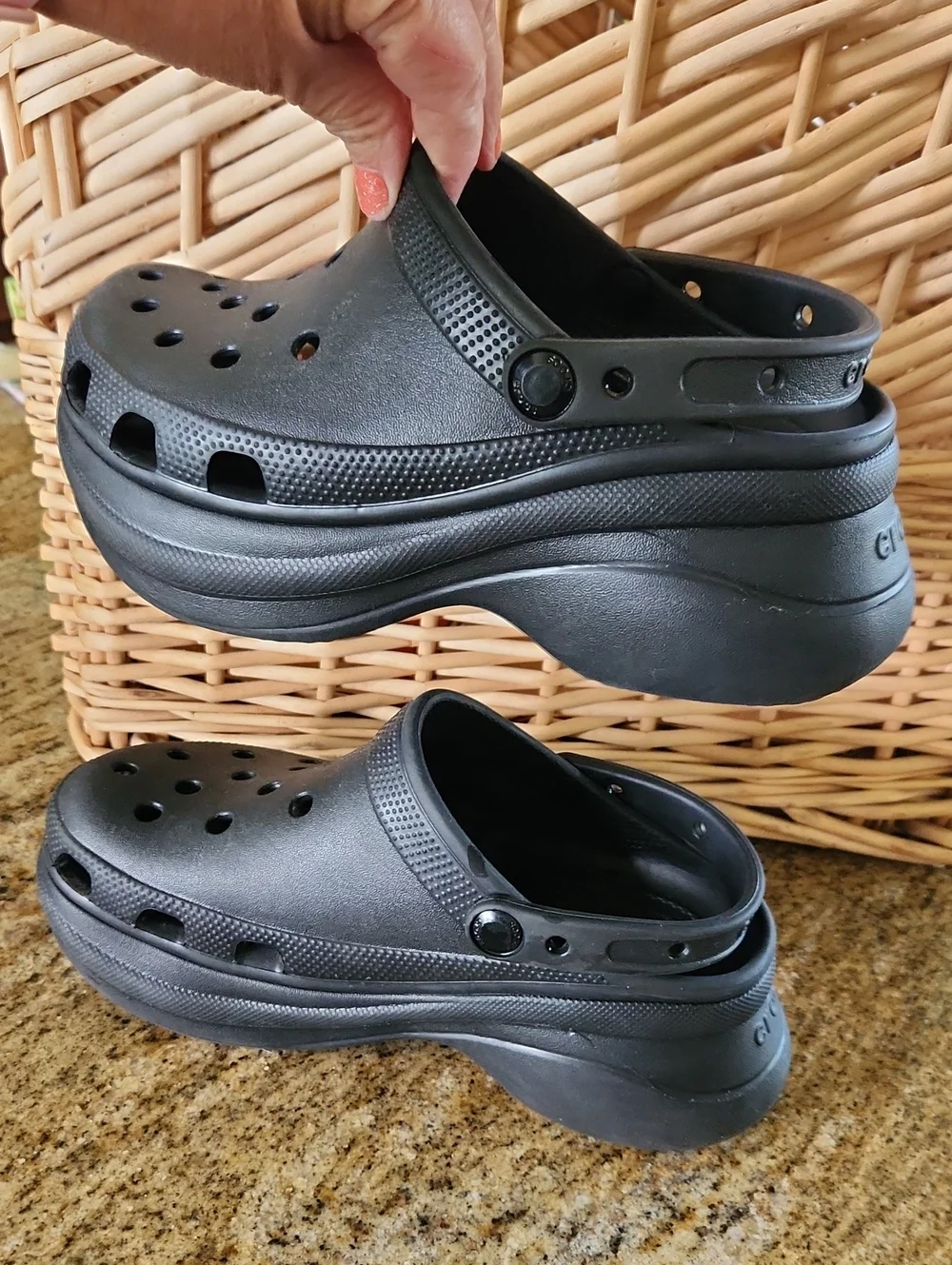 Crocs sz 7 Black Classic Platform 4 her Clog